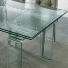 Mesa contemporânea feita de vidro transparente temperado Atlanta Viadurini