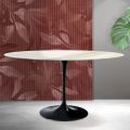 Mesa oval Tulip Saarinen, 74 cm de altura, em cerâmica Florim Calacatta Gold Matt - Scarlet