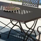 Mesa dobrável externa de aço galvanizado fabricada na Itália - Selvaggia Viadurini