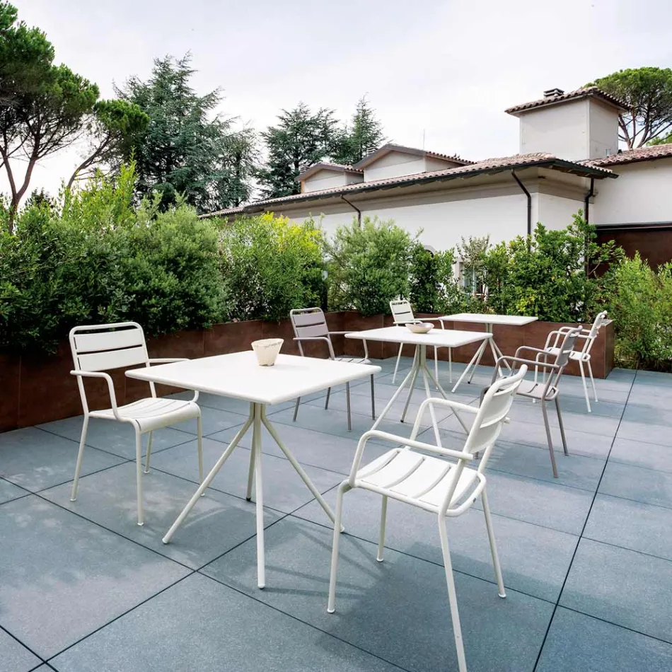Mesa quadrada ao ar livre em aço galvanizado fabricado na Itália - Ralph Viadurini