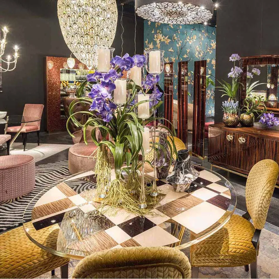 Mesa redonda Modeno com tampo de vidro e incrustações de madeira Ozzy Viadurini