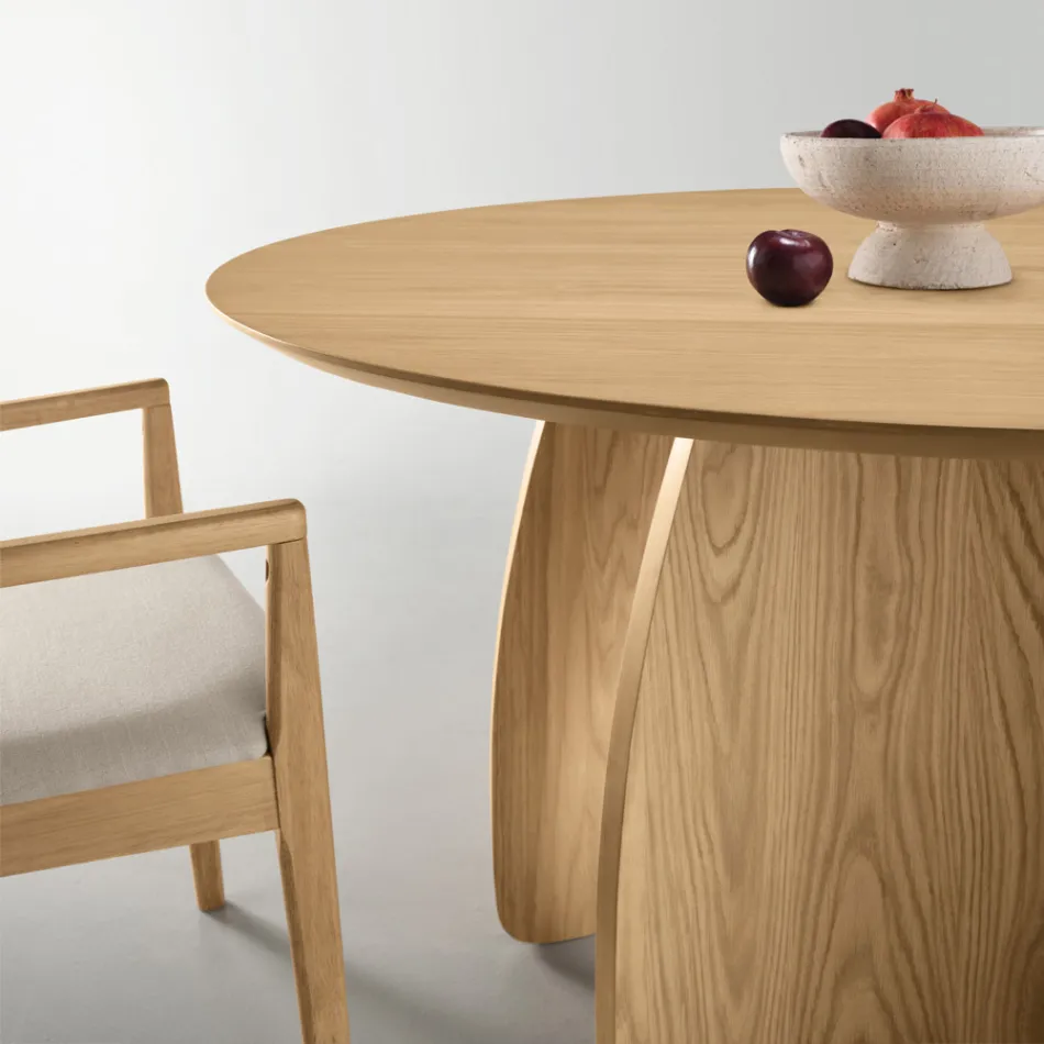 Mesa redonda de seis lugares em MDF com pés curvos, disponível em três cores - Argo Viadurini