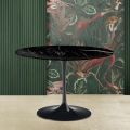 Mesa Tulipa Eero Saarinen H 74 com tampo em mármore preto Marquinia Made in Italy - Escarlate