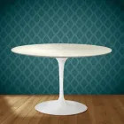 Mesa Tulipa de Eero Saarinen, altura 74, em cerâmica Marmorio, fabricada na Itália - Escarlate Viadurini
