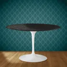 Mesa Tulipa de Eero Saarinen, altura 74, em cerâmica Somnia, fabricada na Itália - Escarlate Viadurini