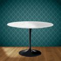 Mesa Tulipa de Eero Saarinen, 74 cm de altura, redonda, em cerâmica Salina, fabricada na Itália - cor escarlate