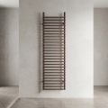 Radiador elétrico Ignis em aço carbono marrom e cobre, fabricado na Itália.