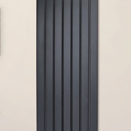 Radiador hidráulico com um único conjunto de elementos planos, fabricado na Itália - Zabaione Viadurini