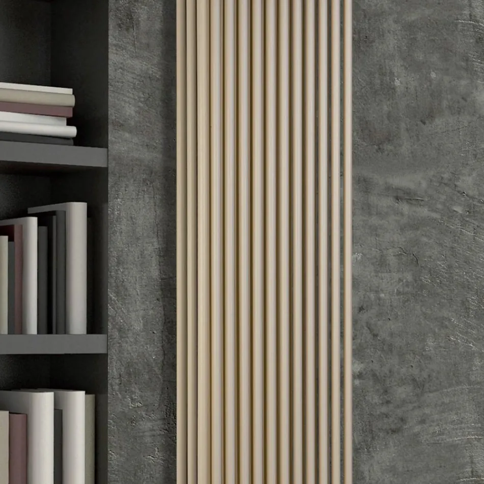 Radiador Hidráulico com Seção Tripla de Elementos Verticais - Cantucci Viadurini