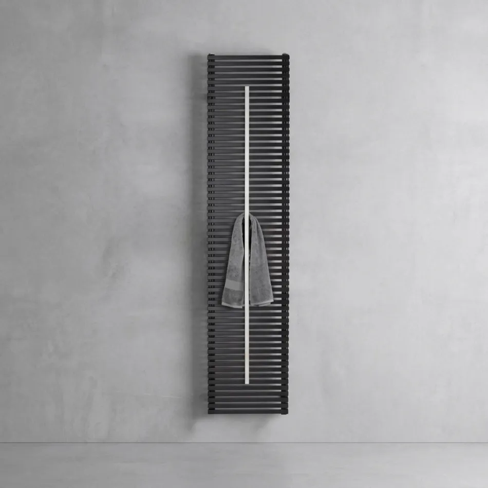 Radiador em aço carbono com toalheiro, fabricado na Itália - Lux Viadurini