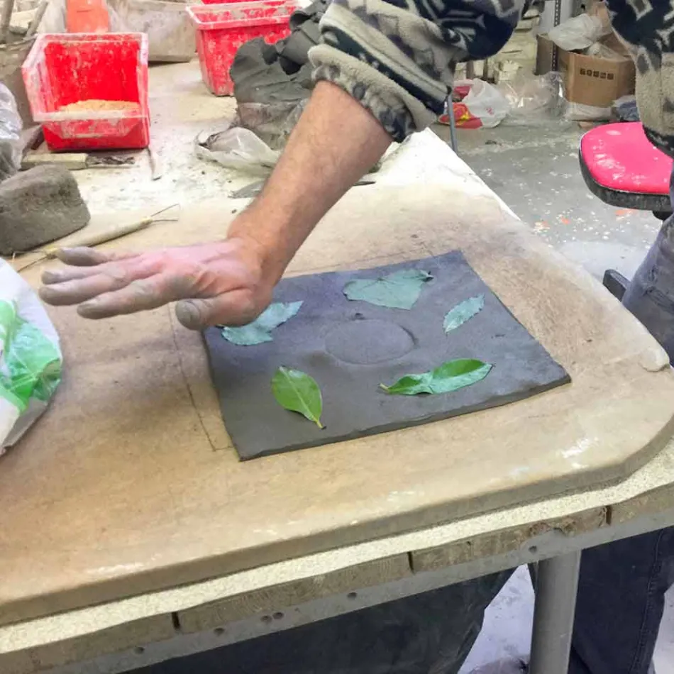 Toscot Vivaldi terracota applique artesanal na Itália Viadurini