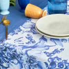 Toalha de mesa de linho estampada e lavável com um exuberante desenho floral - Caress Viadurini