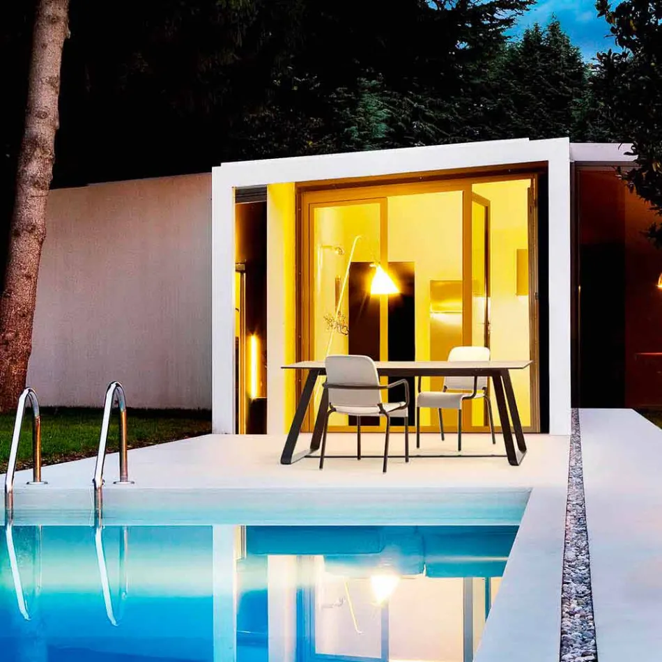 Varaschin Kolonaki moderna mesa de jardim em diferentes tamanhos Viadurini