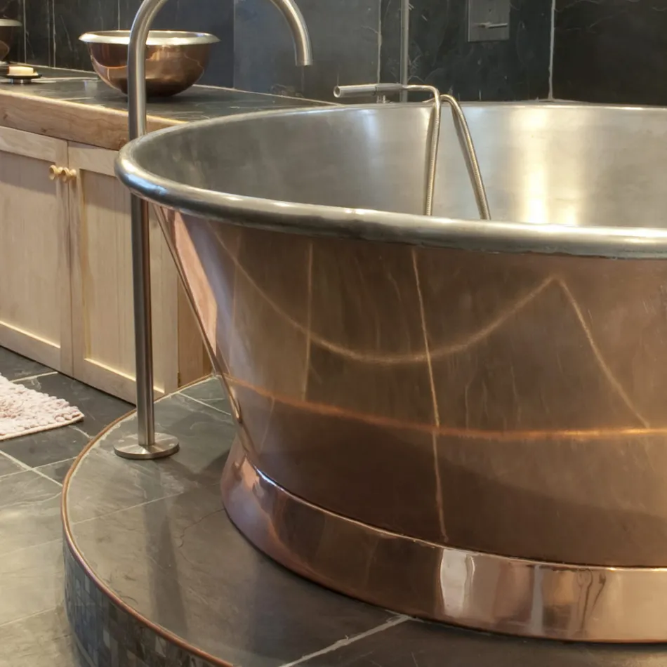 Banheira autônoma de cobre vintage, banhada a ferro branco Vanessa Viadurini
