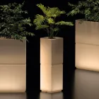Lambo - Vaso de coluna iluminado para exterior em polietileno, fabricado na Itália. Viadurini