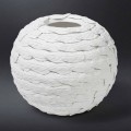 Vaso Esfera Decorativa em Cerâmica Branca Decorada Fabricado na Itália - Herculano
