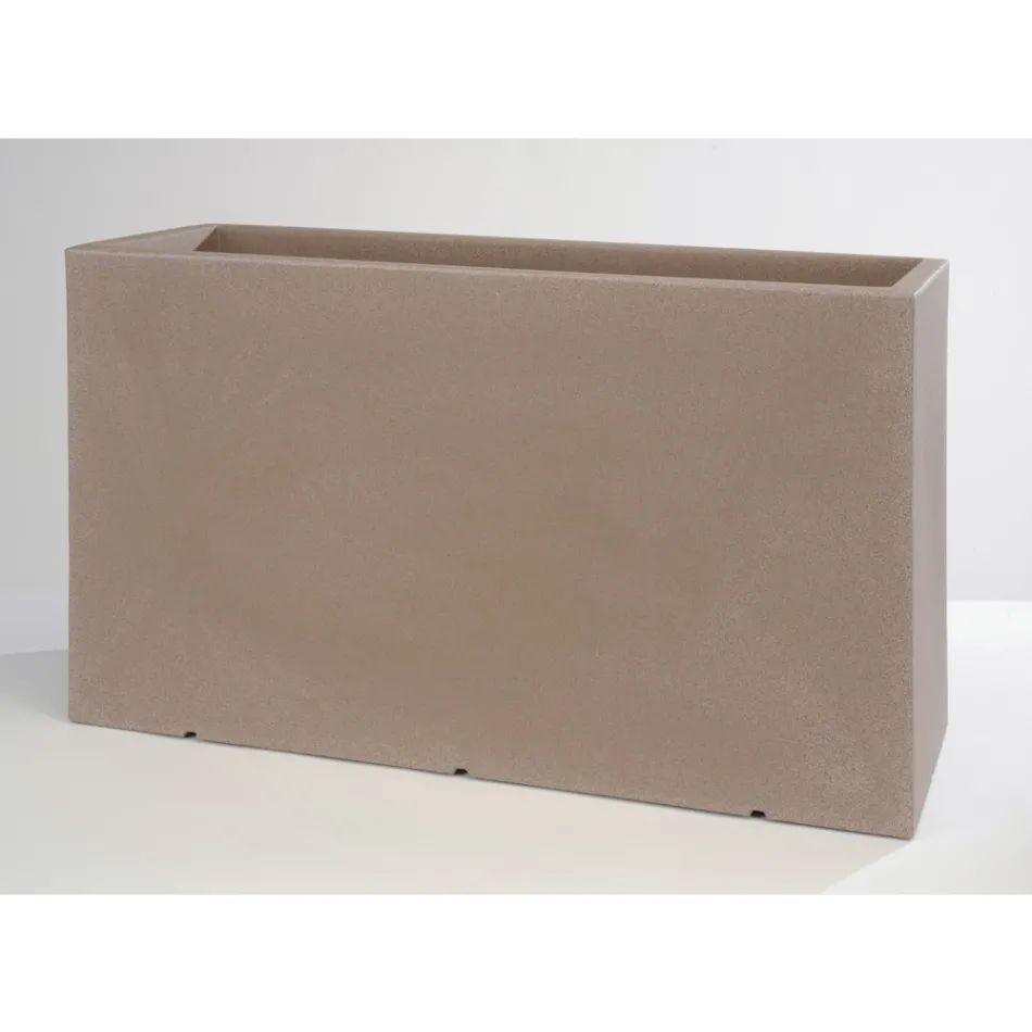 Vaso divisor de jardim em polietileno colorido feito na Itália - Maddison Viadurini