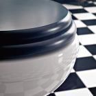 Sanita de piso com cassete de cerâmica e assento preto Made in Italy - Marwa Viadurini
