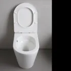 Sanitário de chão com assento fino de fecho suave em cerâmica branca - Salice Viadurini