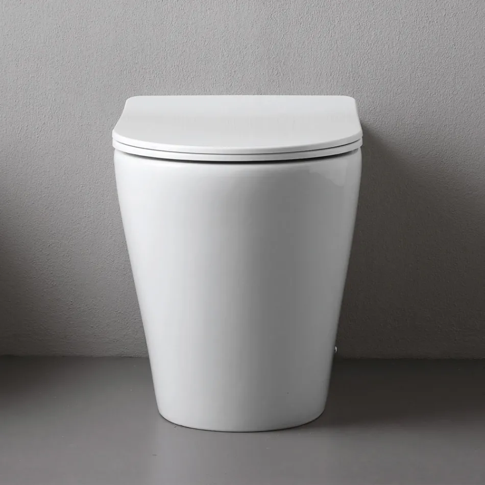 Sanitário de chão com assento fino de fecho suave em cerâmica branca - Salice Viadurini