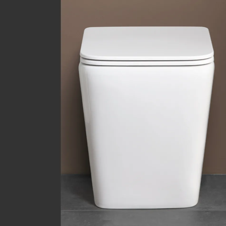 Vaso sanitário de chão com assento cerâmico de fechamento suave e design moderno - Giunco Viadurini
