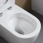 Sanitário de chão com assento de fecho suave em cerâmica branca - Elm Viadurini