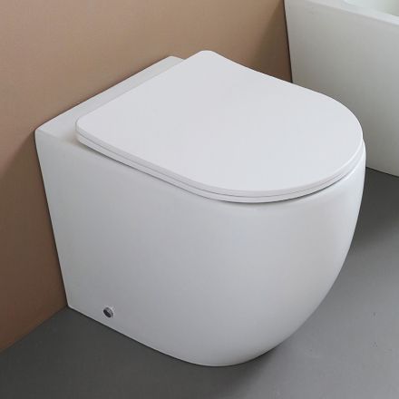 Sanitário de chão com assento de fecho suave em cerâmica branca - Elm Viadurini