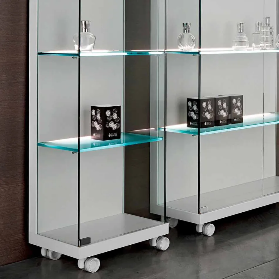 Vitrine de Parede em Vidro e Madeira Branca, Rodas e Prateleiras Iluminadas - Armilla Viadurini