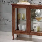Vitrine com Prateleiras de Vidro e Costas Estofadas Made in Italy - Assur Viadurini